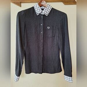 Fred Perry Womens Textured Long Sleeve Button Up Shirt. Plaid detailing. Size 2